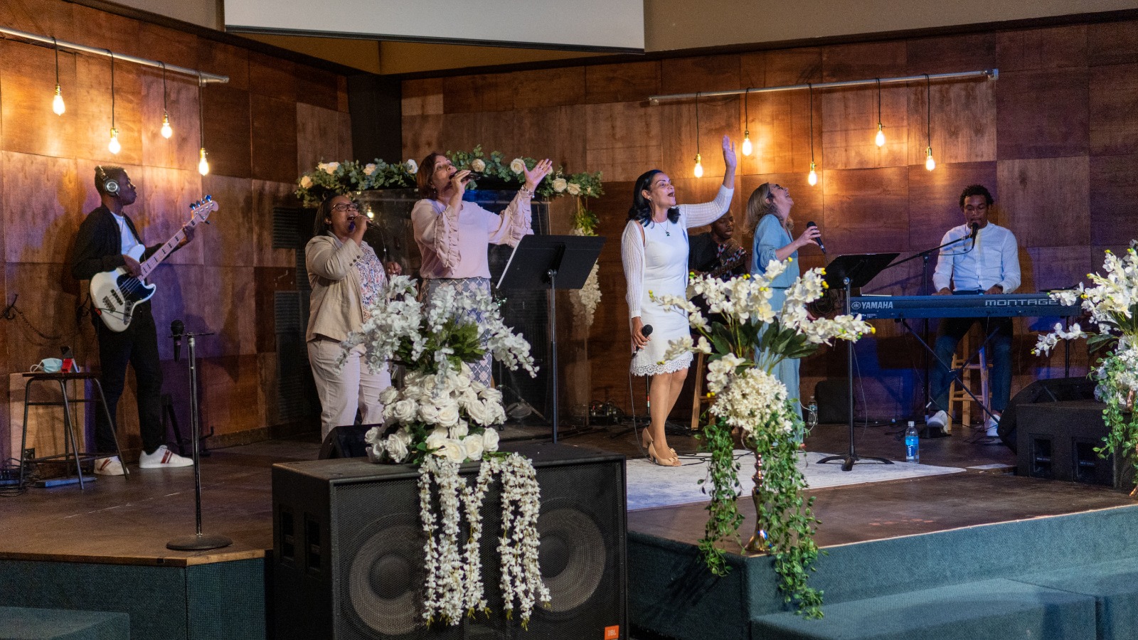 Igreja Nova Vida Houston - Ministerio de louvor -2